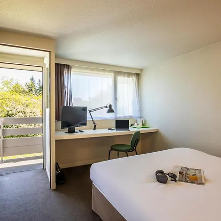 Campanile Melun Sud - Dammarie Les Lys Hotel Exterior photo
