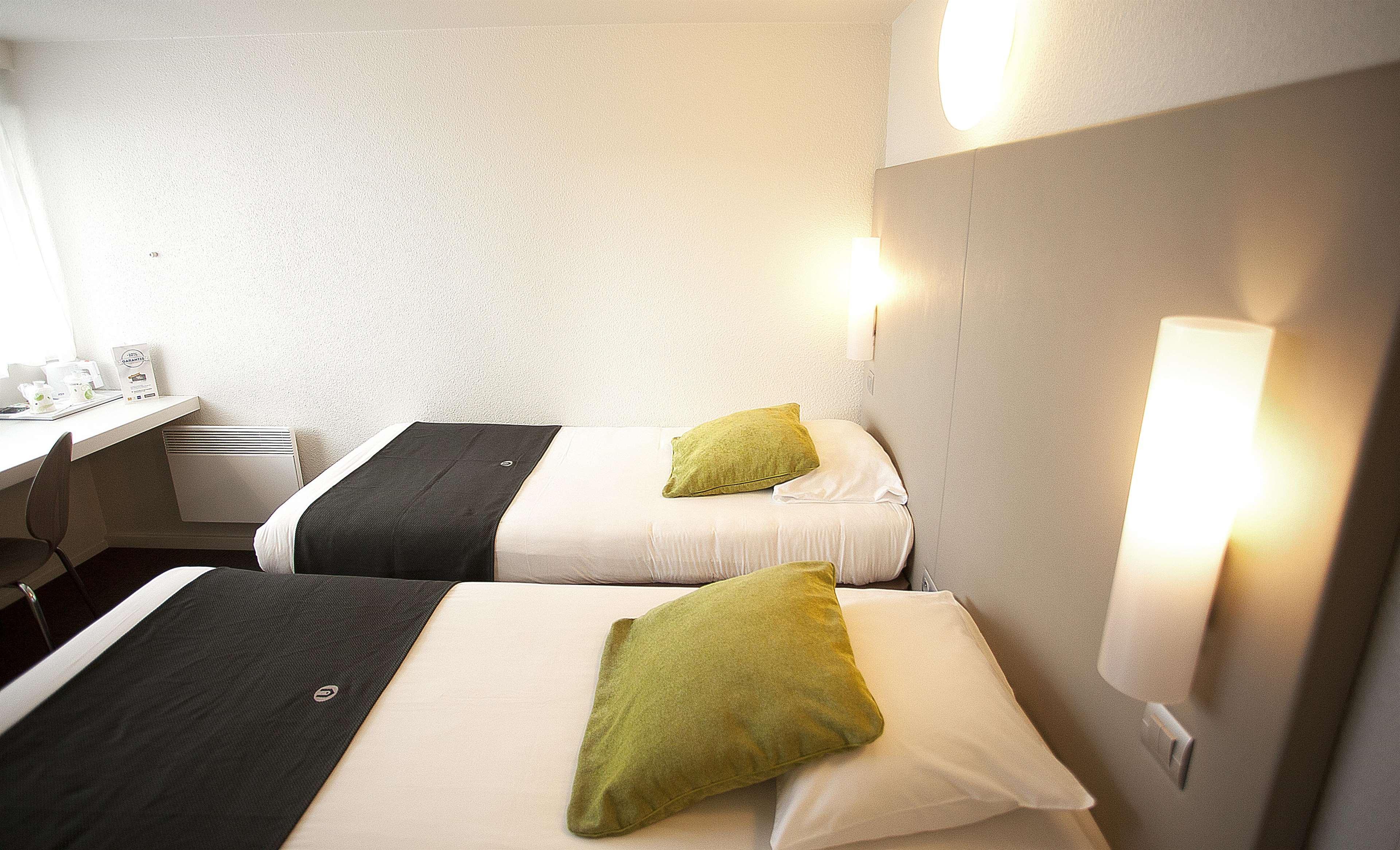 Campanile Sud - Dammarie Les Lys Hotel