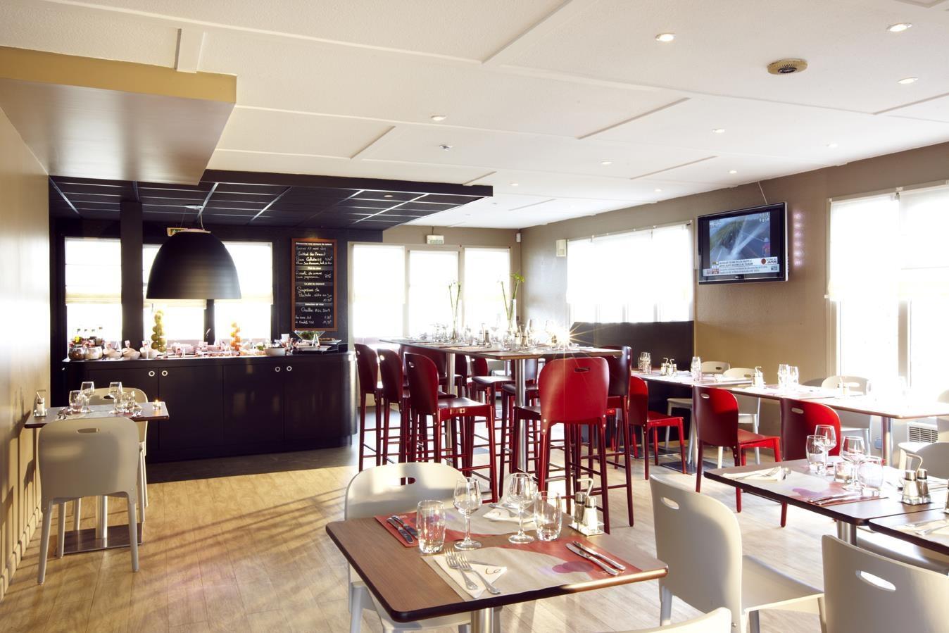 Campanile Sud - Dammarie Les Lys 3* Melun