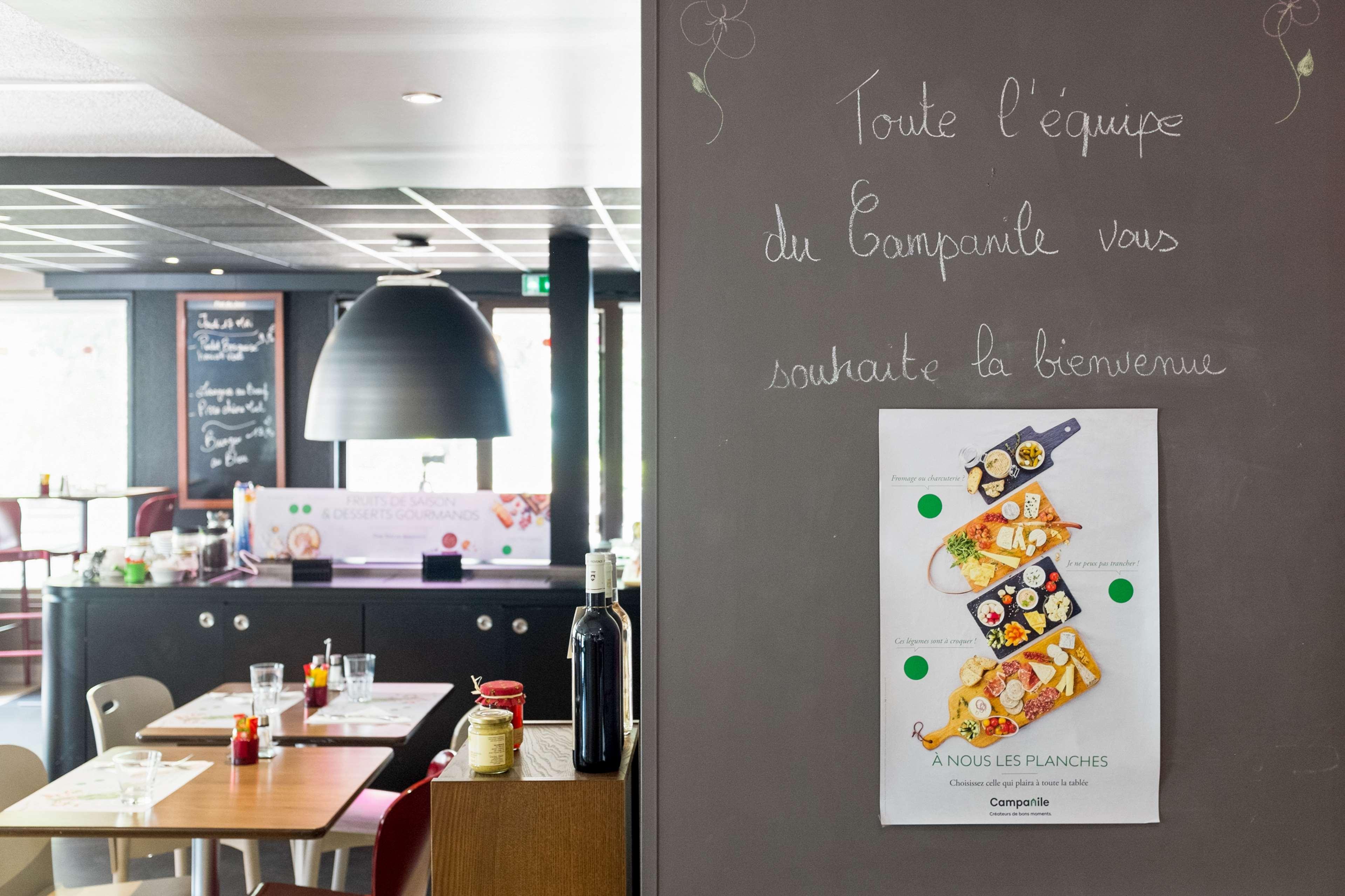 Hotel Campanile Sud - Dammarie Les Lys 3*