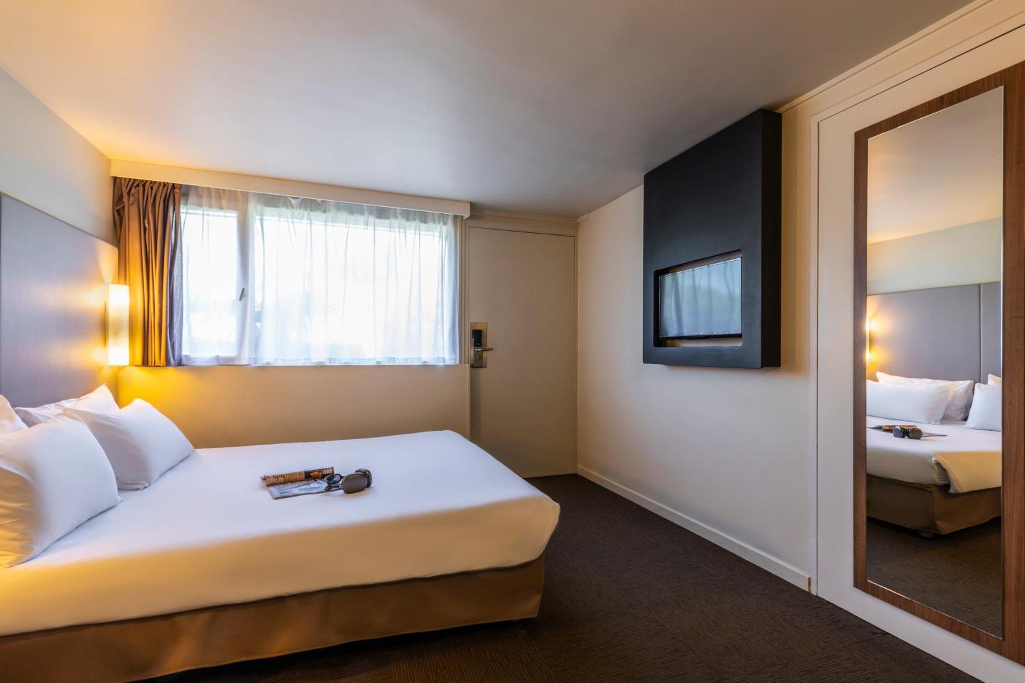 Hotel Campanile Sud - Dammarie Les Lys